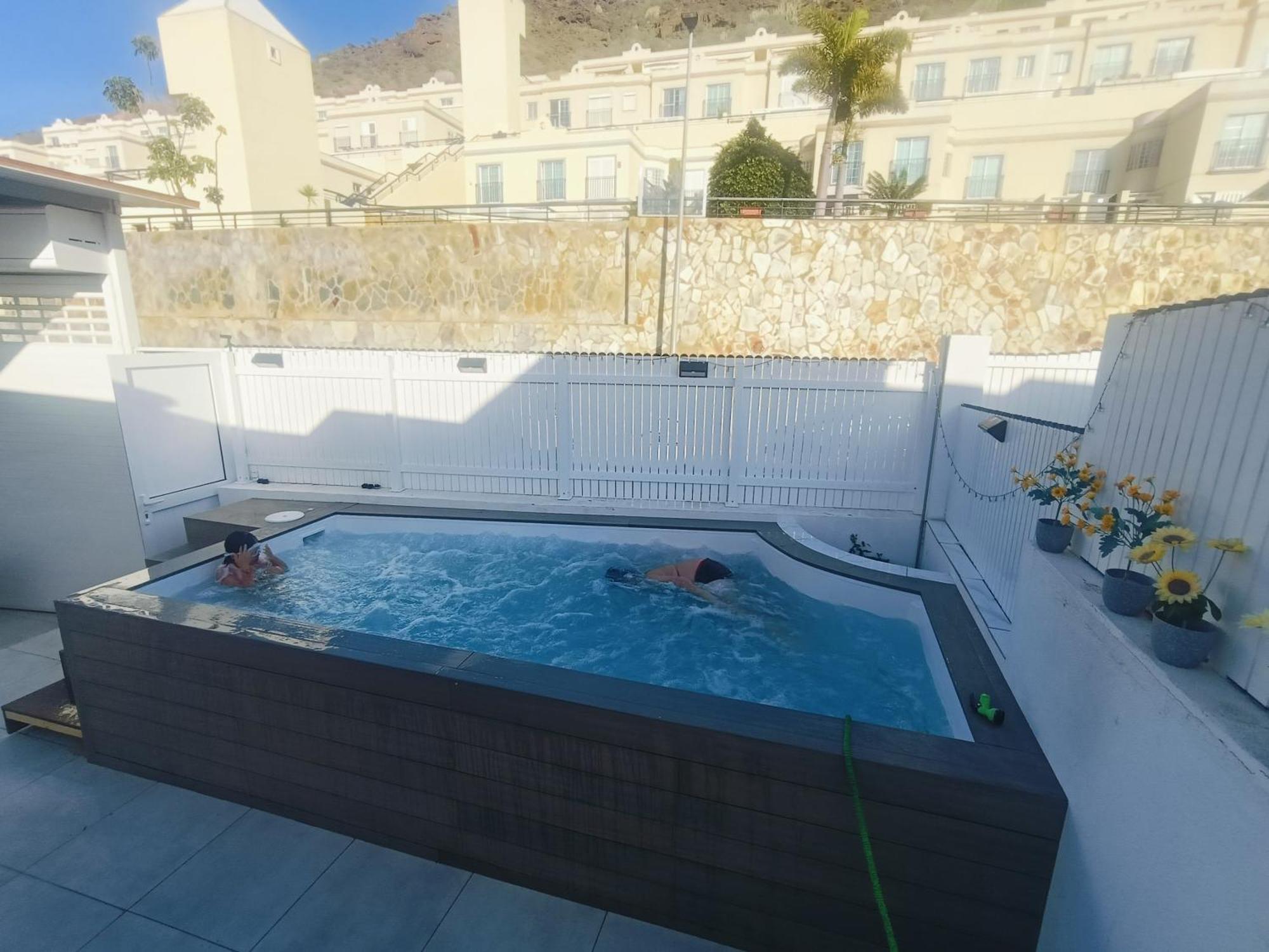 Big Villa Puerto Rico With Heated Saltwater Jacuzzi Pool & Bbq & Private Parking Esterno foto